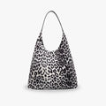 Schnee Leopard