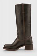 Dunkelbraun